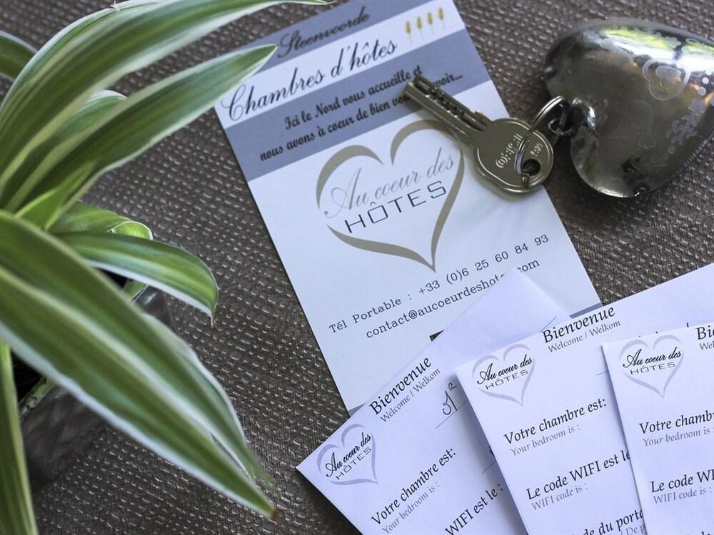 Au Coeur Des Hotes Steenvoorde Exterior photo